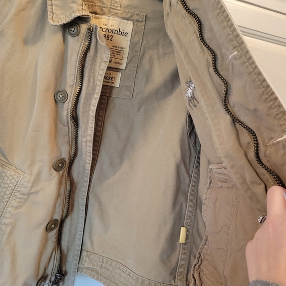 Abercrombie & Fitch Tan Khaki Zip Up Jacket - Picture 5 of 8